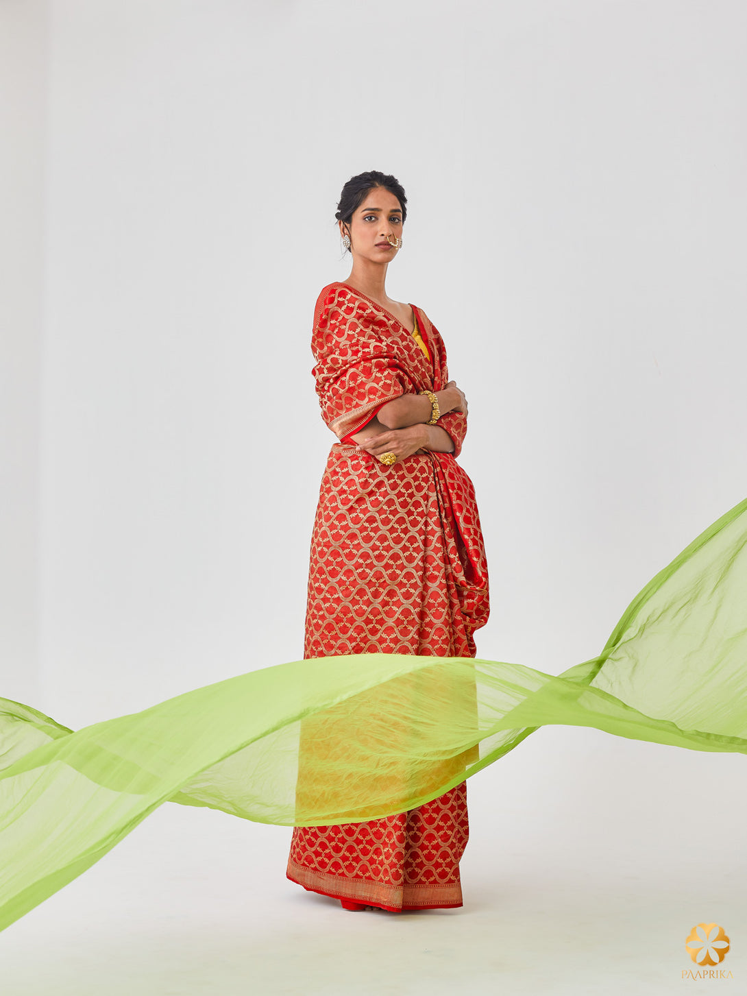 Elegant Red Handwoven Silk Saree with Wave Design - Timeless Elegance Unveiled